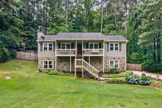 325 Presidential Drive, Dallas, GA 30157