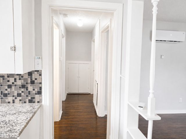 1819 Brittain Street, Fort Worth, TX 76111