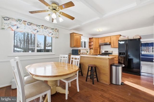 10125 COMMONWEALTH BLVD, Fairfax, VA 22032