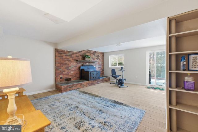 10125 COMMONWEALTH BLVD, Fairfax, VA 22032