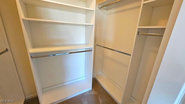 3320 Blossom Trail, Twinsburg, OH 44087