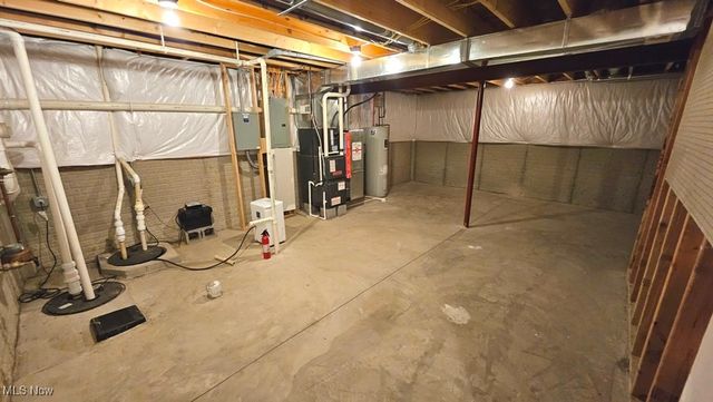 3320 Blossom Trail, Twinsburg, OH 44087