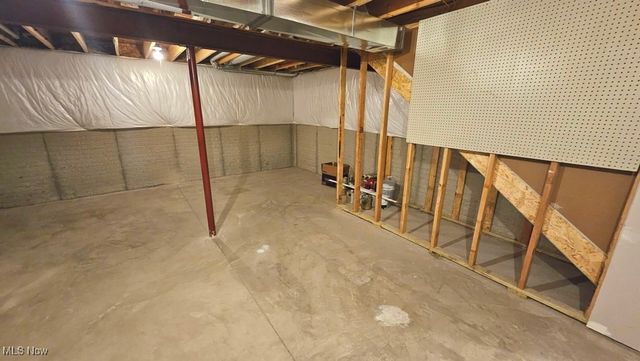 3320 Blossom Trail, Twinsburg, OH 44087