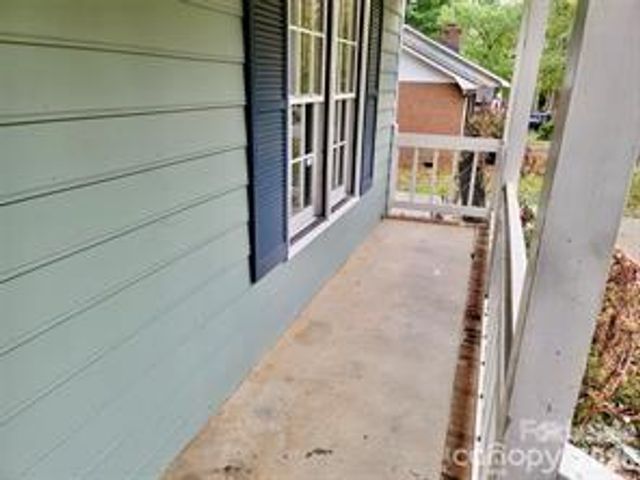 6414 Rockshire Drive, Charlotte, NC 28227