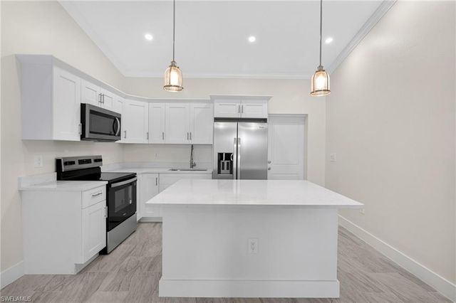 5511 Tenth AVE, Fort Myers, FL 33907