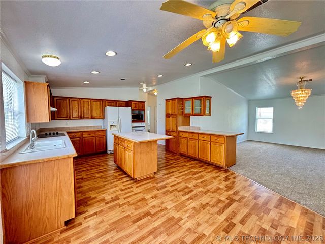 85 Williams Drive, Eufaula, OK 74432