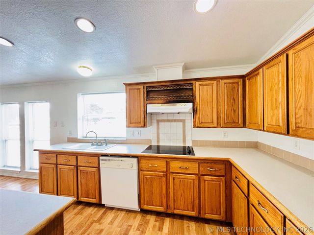85 Williams Drive, Eufaula, OK 74432