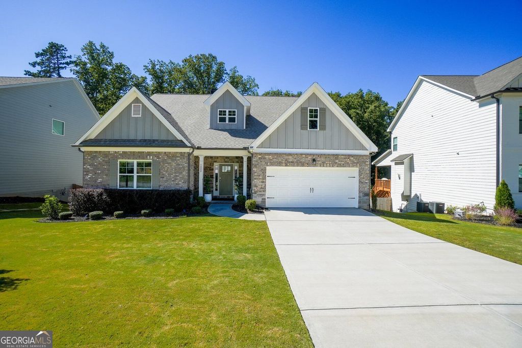 1880 Grand Lanier Drive, Buford, GA 30518