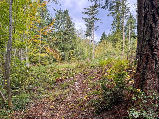 4700 Rose Avenue NE, Bainbridge Island, WA 98110