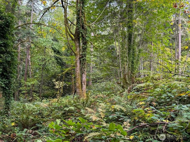 4700 Rose Avenue NE, Bainbridge Island, WA 98110