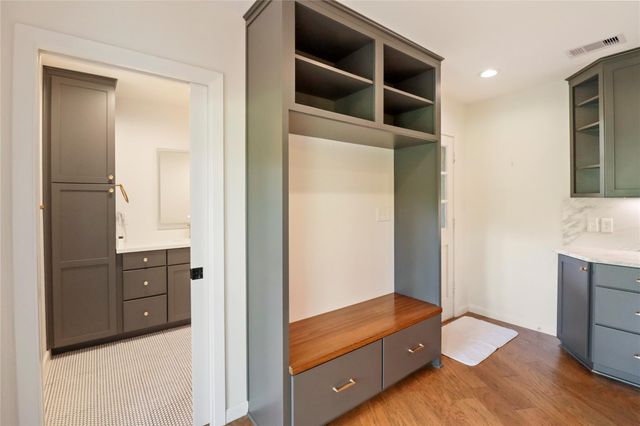 3 Pine Place, Angleton, TX 77515