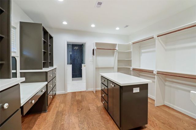 3 Pine Place, Angleton, TX 77515