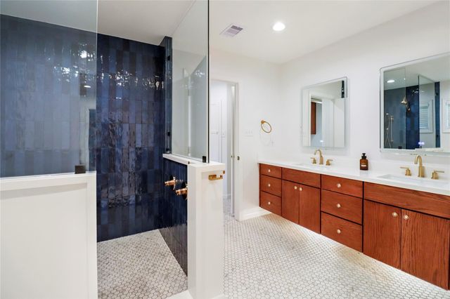 3 Pine Place, Angleton, TX 77515