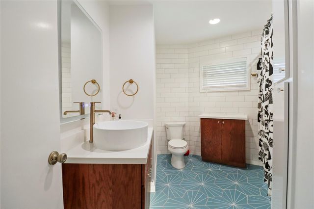 3 Pine Place, Angleton, TX 77515