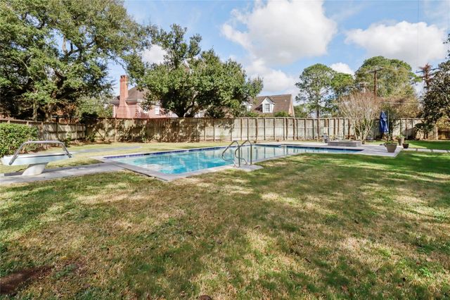 3 Pine Place, Angleton, TX 77515