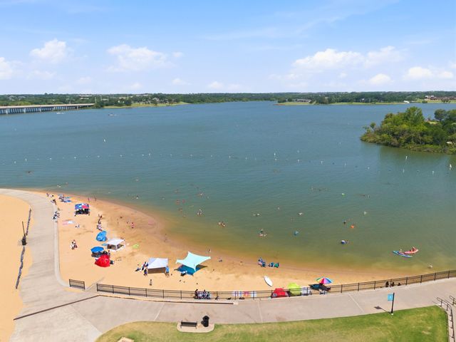 1921 Bradford Pear Square, Little Elm, TX 75068