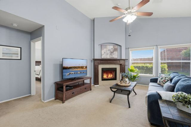 1921 Bradford Pear Square, Little Elm, TX 75068