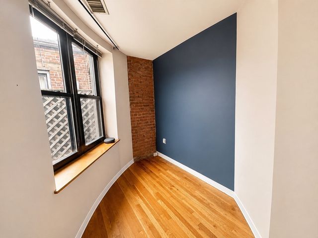 87 Gainsborough Street 407, Boston, MA 02115