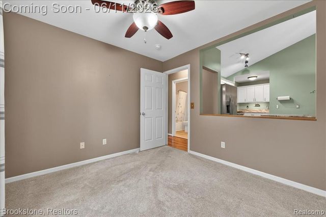 25406 Willowbrook Court, Flat Rock, MI 48134
