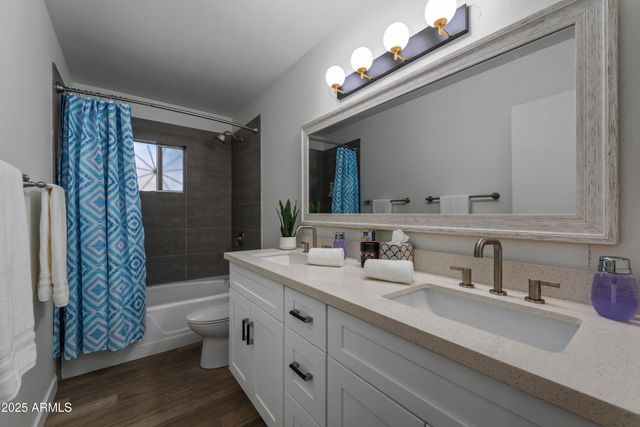 320 E GENEVA Drive, Tempe, AZ 85282