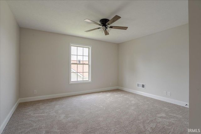 1888 St Lucia Drive, Newburgh, IN 47630
