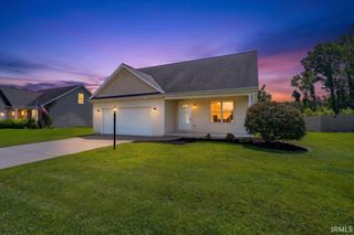1888 St Lucia Drive, Newburgh, IN 47630