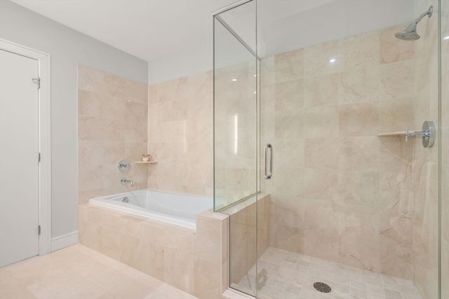 2400 Beacon St 409, Boston, MA 02467