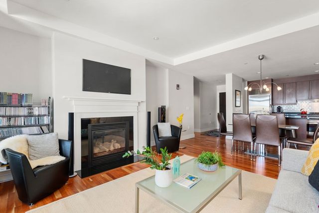 2400 Beacon St 409, Boston, MA 02467