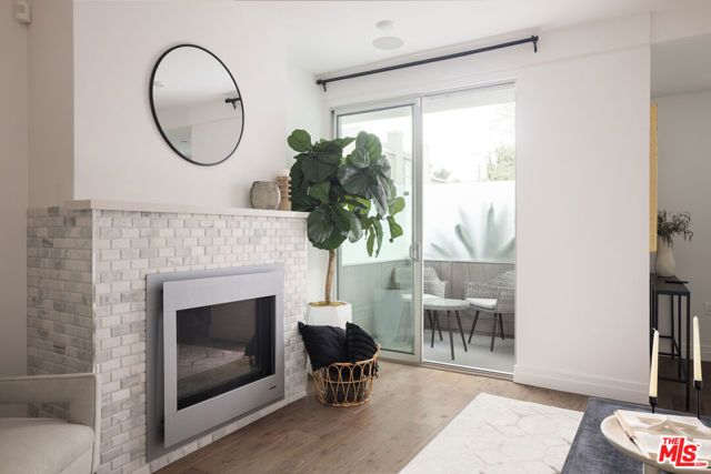 11979 Walnut Lane 1, Los Angeles, CA 90025