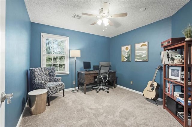 7816 W 115th Street, Overland Park, KS 66210