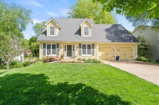 7816 W 115th Street, Overland Park, KS 66210