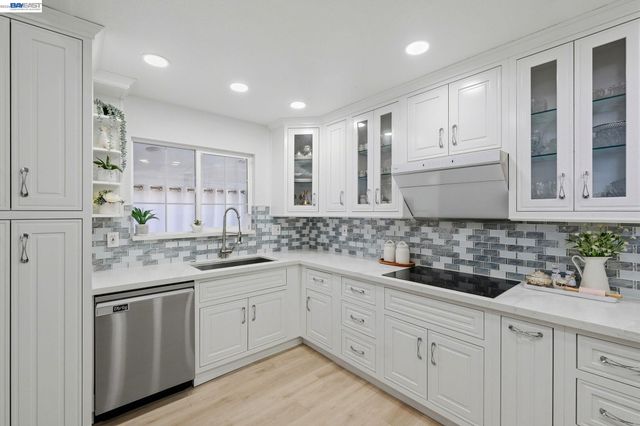 4600 Delores Dr, Union City, CA 94587