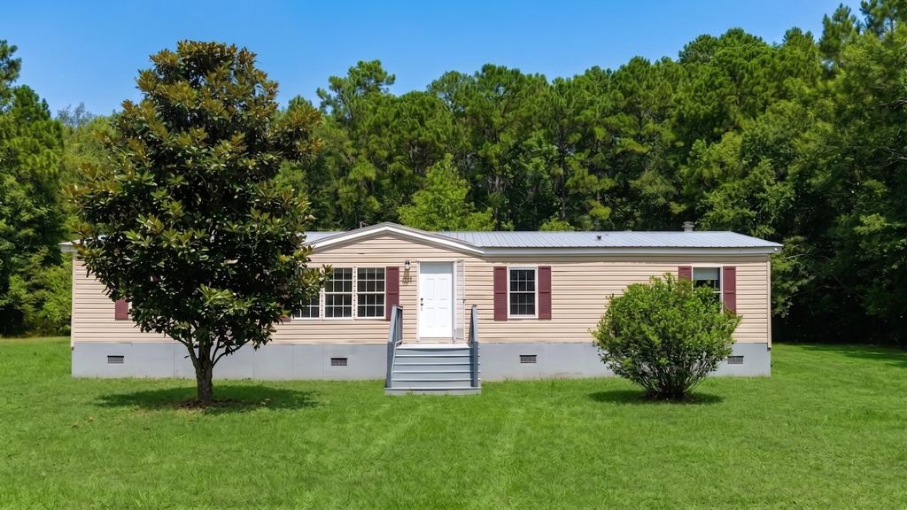 7846 Sc-164, Hollywood, SC 29449