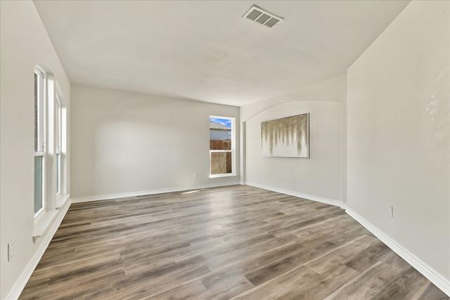322 Ashley Oak Lane, Lake Dallas, TX 75065