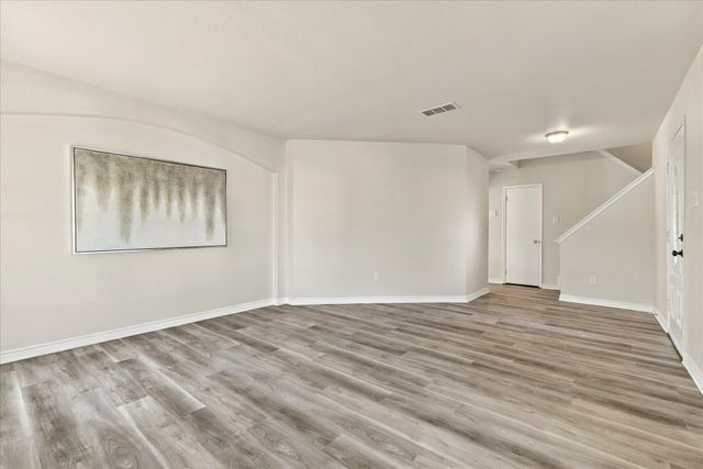 322 Ashley Oak Lane, Lake Dallas, TX 75065