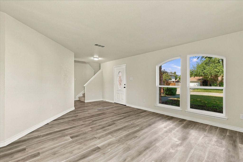 322 Ashley Oak Lane, Lake Dallas, TX 75065 — photo 4