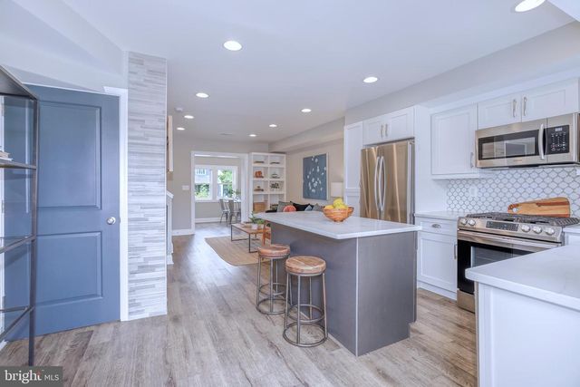 129 33RD ST NE, Washington, DC 20019