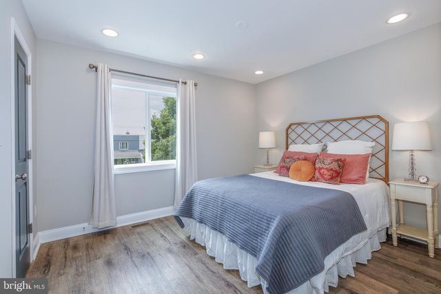 129 33RD ST NE, Washington, DC 20019