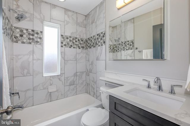 129 33RD ST NE, Washington, DC 20019