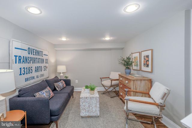 129 33RD ST NE, Washington, DC 20019