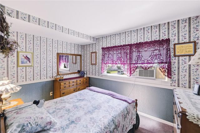 36 Schoolhouse Road, New Britain Twp, PA 18914