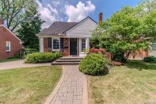 4355 Elmwood Avenue, Royal Oak, MI 48073