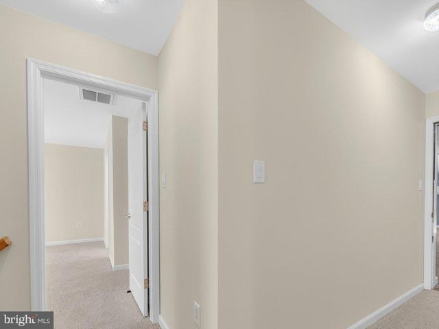 4047 WHITE HAVEN DR, Dumfries, VA 22026