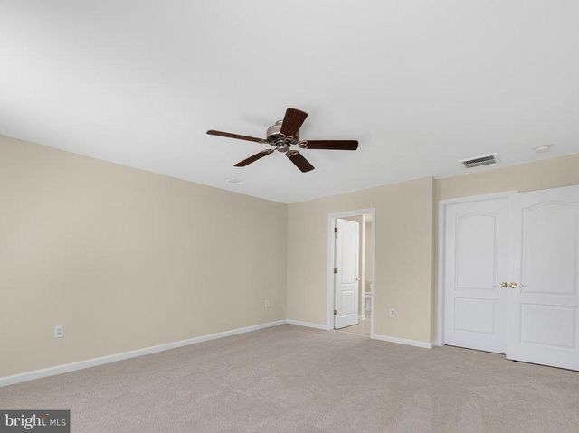 4047 WHITE HAVEN DR, Dumfries, VA 22026