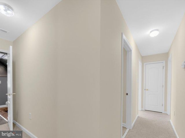 4047 WHITE HAVEN DR, Dumfries, VA 22026