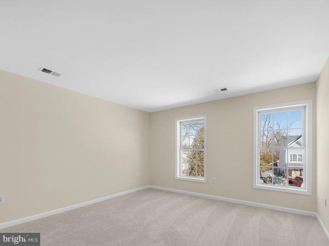 4047 WHITE HAVEN DR, Dumfries, VA 22026