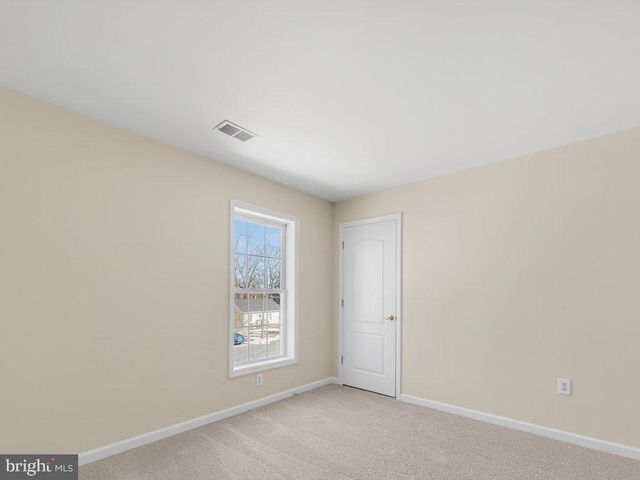 4047 WHITE HAVEN DR, Dumfries, VA 22026