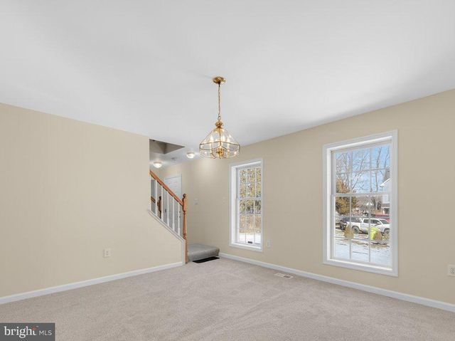 4047 WHITE HAVEN DR, Dumfries, VA 22026