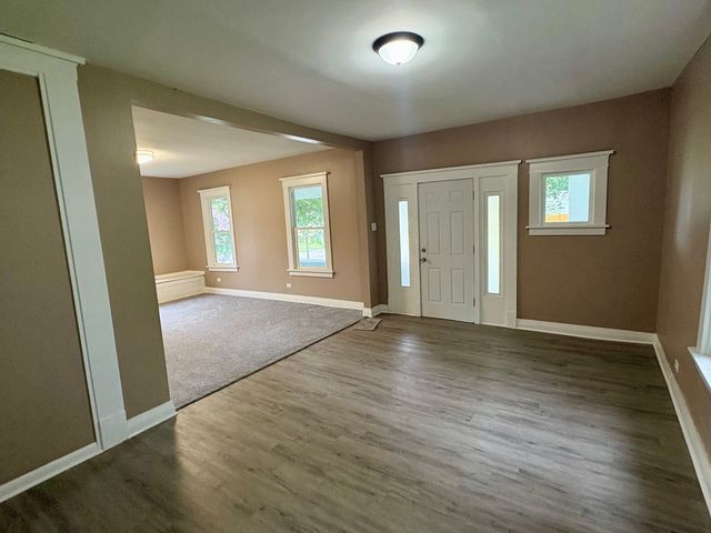 396 S Rosewood Avenue, Kankakee, IL 60901