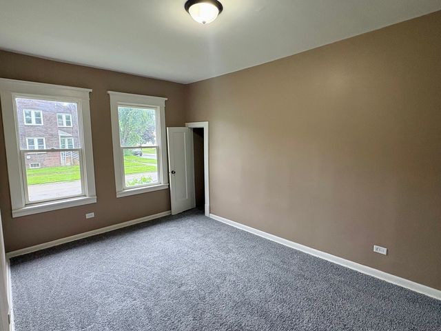 396 S Rosewood Avenue, Kankakee, IL 60901